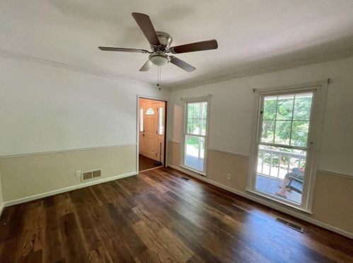 80 Camp Ln, Carrollton, GA 30117-8298