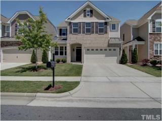 1212 Garden Square Ln, Cary, NC 27560-5319