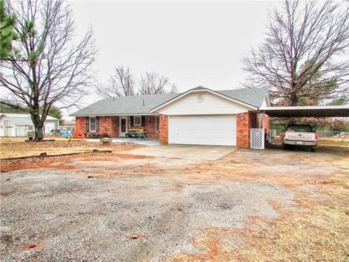 23206 Laura Dr, Tecumseh, OK 74873-7525