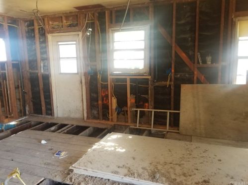 326 Caldwell St, Compton, CA 90220-4757