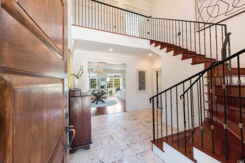 335 Pine Breeze Dr, Angwin, CA 94508-9620