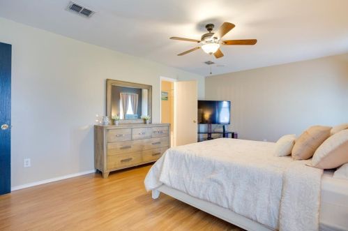 4856 Parkview Hills Ln, Fort Worth TX  76179-4179 exterior