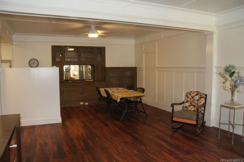 3467 Maunaloa Ave, Honolulu HI  96816-2160 exterior