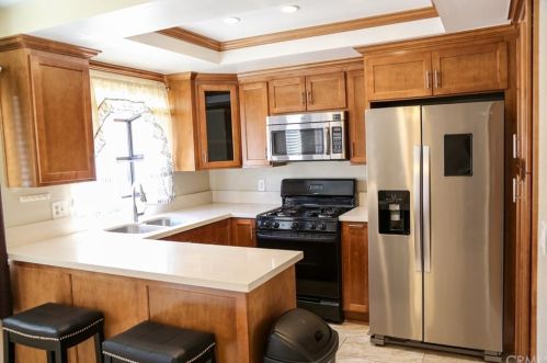 14025 Anderson St, Paramount, CA 90723-2770