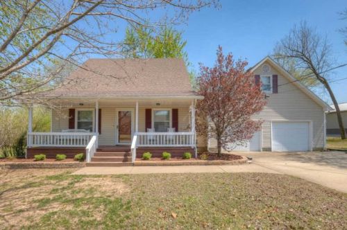 5938 Pearl St, Joplin MO  exterior