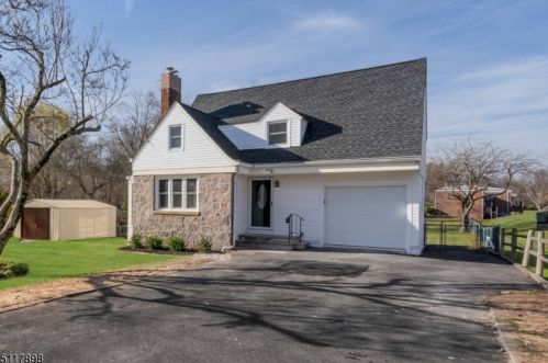 25 Morgan Ln, Bridgewater, NJ 08807-3007