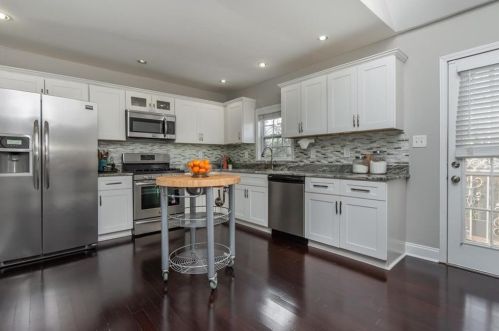 1523 Harvest Ln, Atlanta GA  30317-3018 exterior