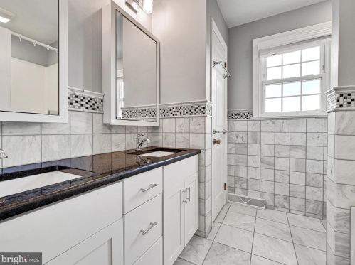 355 Richland Dr, Lancaster PA  17601-3631 exterior