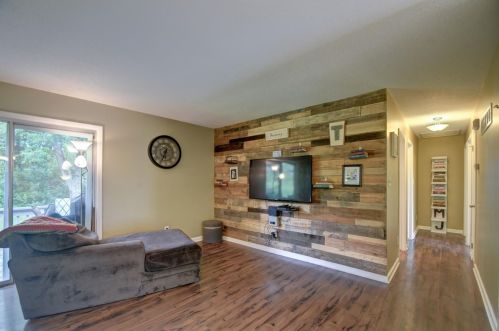 3219 Rustic Ln, Crown Point IN  46307-8913 exterior