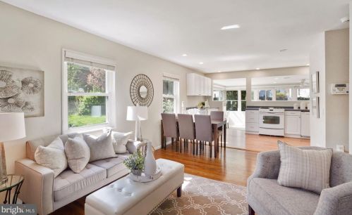 1830 Stanley Pl, Falls Church, VA 22043-1061