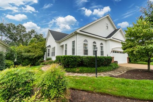 13721 Tuscarora Ct, Gainesville, VA 20155-1351