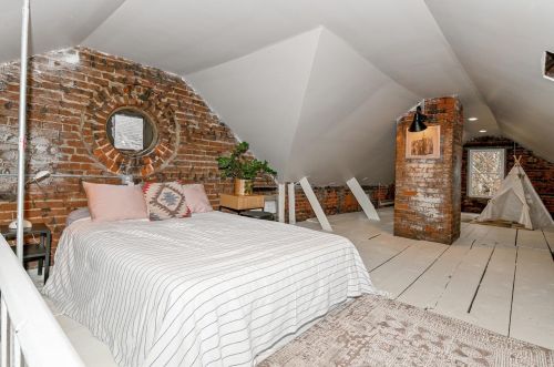 2612 Hemlock St, Cincinnati OH  45206-1608 exterior