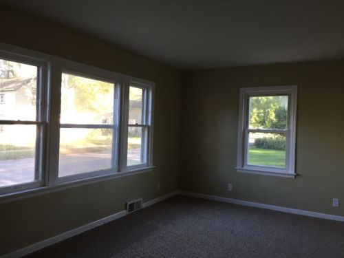 609 Goshen Ave, Elkhart, IN 46516-4539