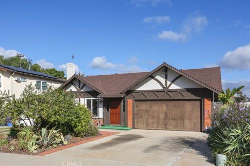 1811 Lebuan Dr, Lemon Grove, CA 91945-4250