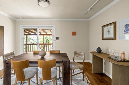 8429 Adirondack Trl, Austin TX  78759-7937 exterior