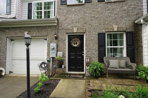 151 Spring Way Sq, Holly Springs, GA 30114-1230