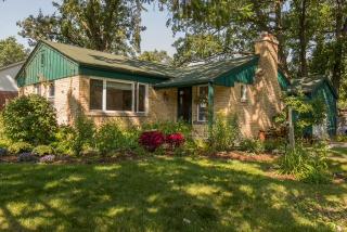 704 Kipling Pl, Bannockburn, IL 60015-4411