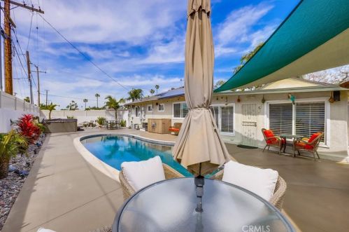 305 Kenmore St, Anaheim CA  92804-2114 exterior