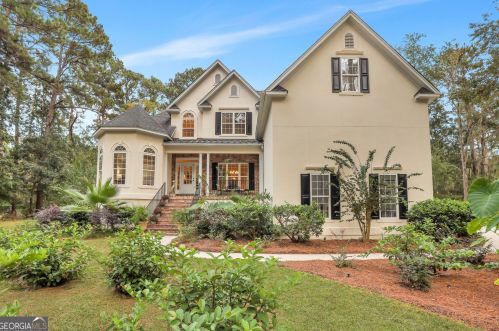 109 Css Nashville Ln, Richmond Hill, GA 31324-4929