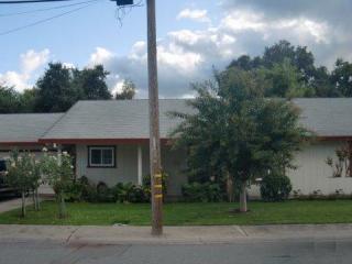 620 Simon St, Galt, CA 95632-1626