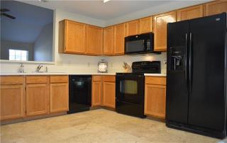 724 Lemons St, Cedar Hill TX  75104-7932 exterior