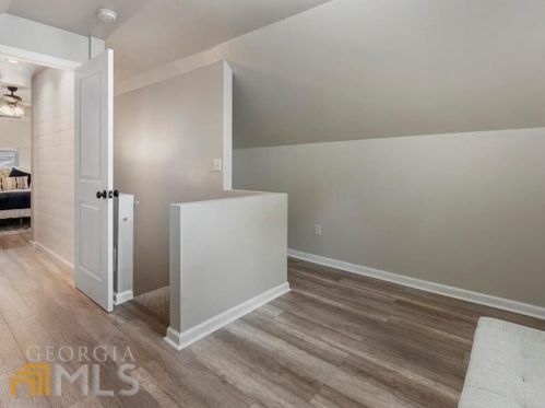 2859 Elliott Cir, Atlanta GA  30305-2726 exterior