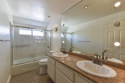 15 Sunrise, Irvine CA  92603-3719 exterior