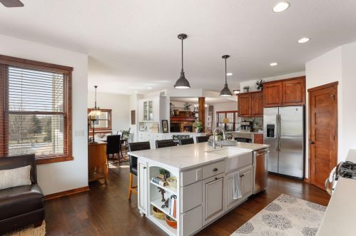 2488 Fieldstone Curv, Saint Paul MN  55129-6209 exterior
