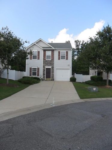 188 Ilex Dr, Holly Springs, GA 30114-7192