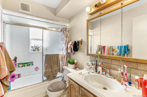 9436 57th Ave, Arvada CO 80002-2198 exterior