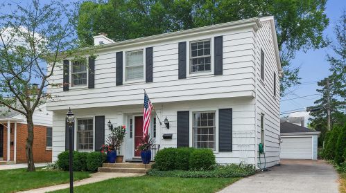 604 Madison Ave, Burr Ridge, IL 60525