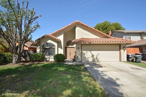 1821 Summertime Dr, Tracy, CA 95376-9664