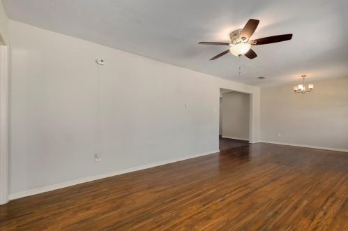 5621 Fursman Ave, Fort Worth TX  76114-4512 exterior
