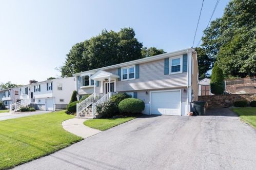 10 Clarendon St, Providence, RI 02919-3704