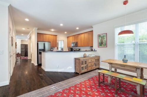 1886 Marietta Rd, Atlanta GA  30318-2764 exterior