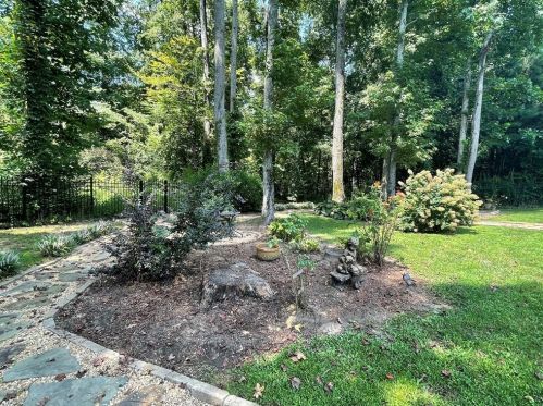 1233 Blairwood Ct, Atlanta GA  30331-7490 exterior