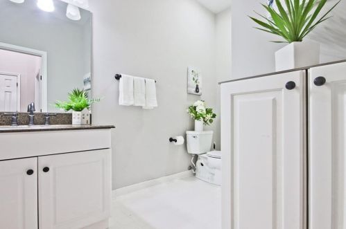 1898 Connemara Dr, Atlanta GA  30341-1565 exterior