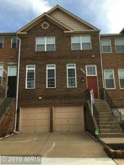 47671 Whirlpool Sq, Dulles VA  20165-7440 exterior