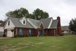 4520 Bayhill Dr, Memphis, TN 38125-3549