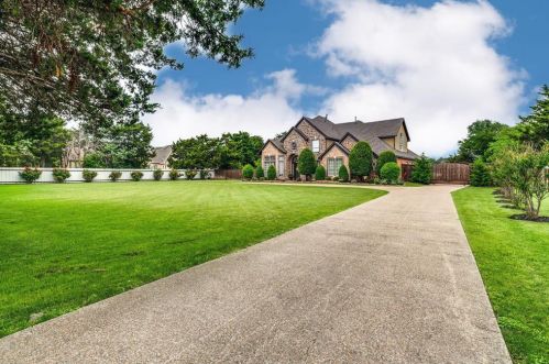 4611 Barstow Blvd, Dallas, TX 75236-2105