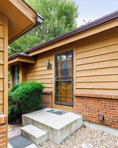 59 Eagle Cir, Denver, CO 80012-1526