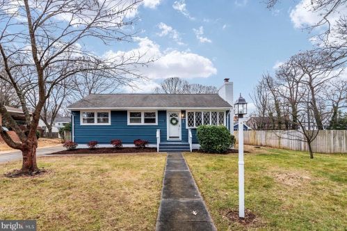 1302 Carroll Rd, Severna Park, MD 21146-2405