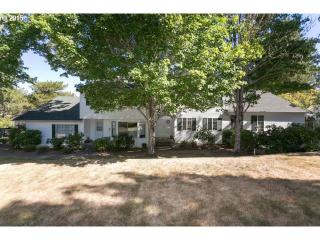 6170 Erickson Ave, Beaverton, OR 97008-4654