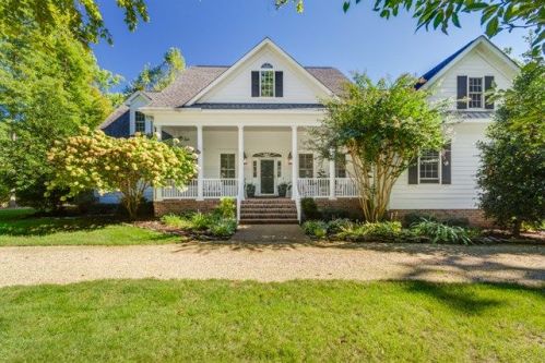 108 Robinson Creek Ter, Urbanna, VA 23175-2515
