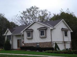 3271 Tammy St, Bellevue, NE 68123-2606
