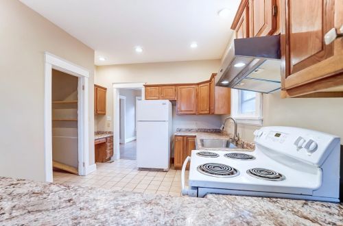 1341 Duncan Ave, Cincinnati OH 45208-2313 exterior