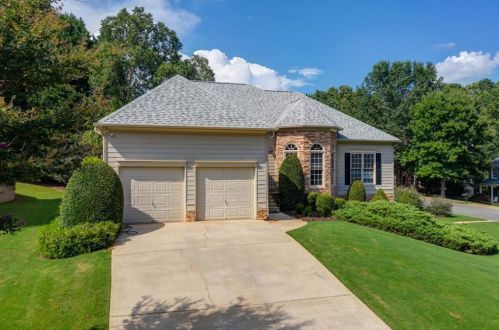 200 Holly Chase Ct, Holly Springs, GA 30114-6612