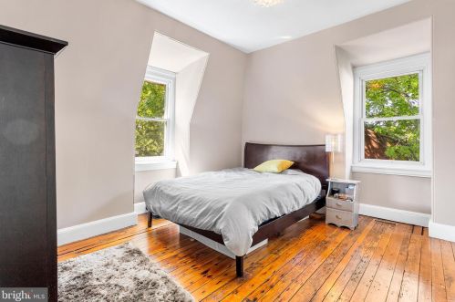 430 42 St, Philadelphia PA 19104-0044 exterior