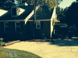 3508 Stinsonville Rd, Macon, GA 31204-1651