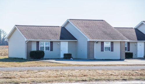 12598 Edwards Ln, Ina, IL 62846-2412
